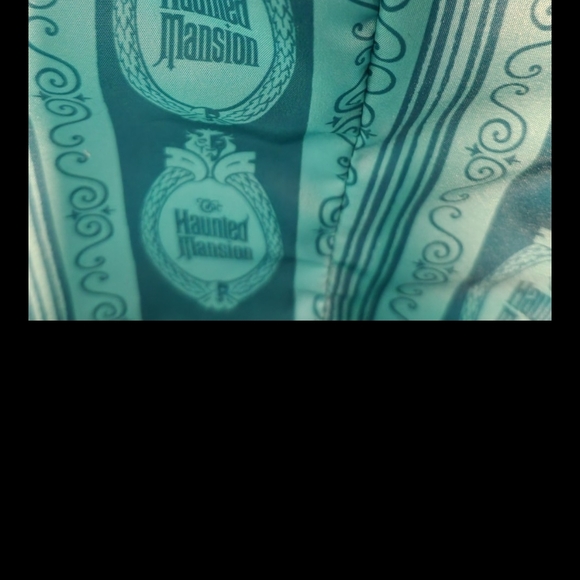 Loungefly Haunted Mansion Disney Purple Patterned Backpack Purse Bucket Bag - Picture 8 of 8